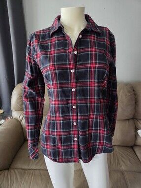 Brooks Brothers Ladies Classic Red and Black Plaid Button-Up Shirt, Size 6